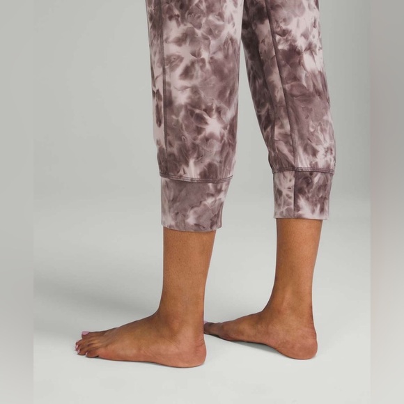 Lululemon Align High-Rise Cropped Jogger - Picture 5 of 12